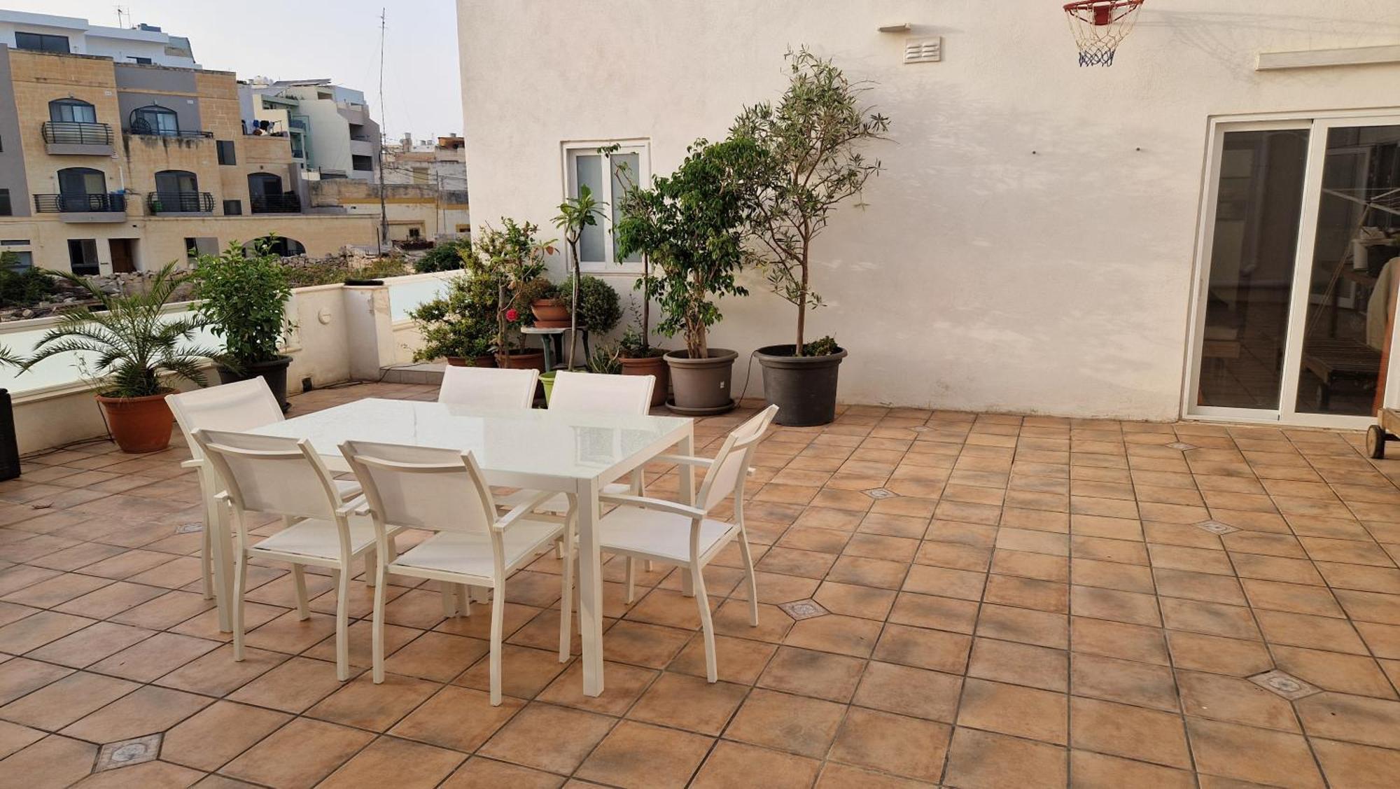 Carousel Apartments Qrendi Phòng bức ảnh