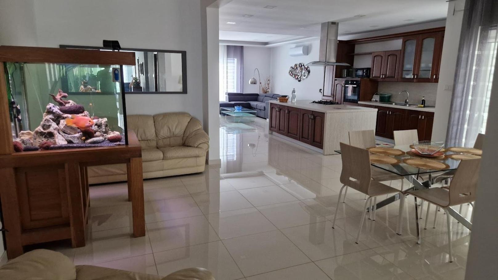 Carousel Apartments Qrendi Ngoại thất bức ảnh